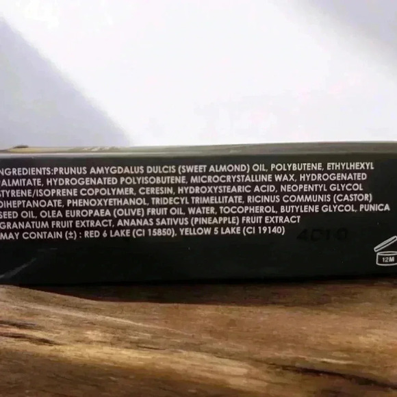 🌟NIB K Voss Lip Potion - Picture 3 of 3